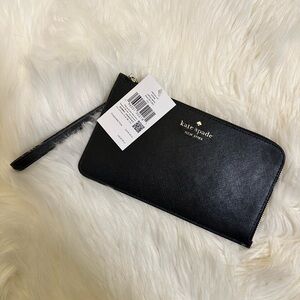 Kate Spade Medium Wristlet